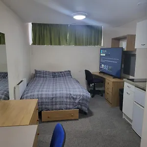Convenience Meet Luxury Entertainment Apartment