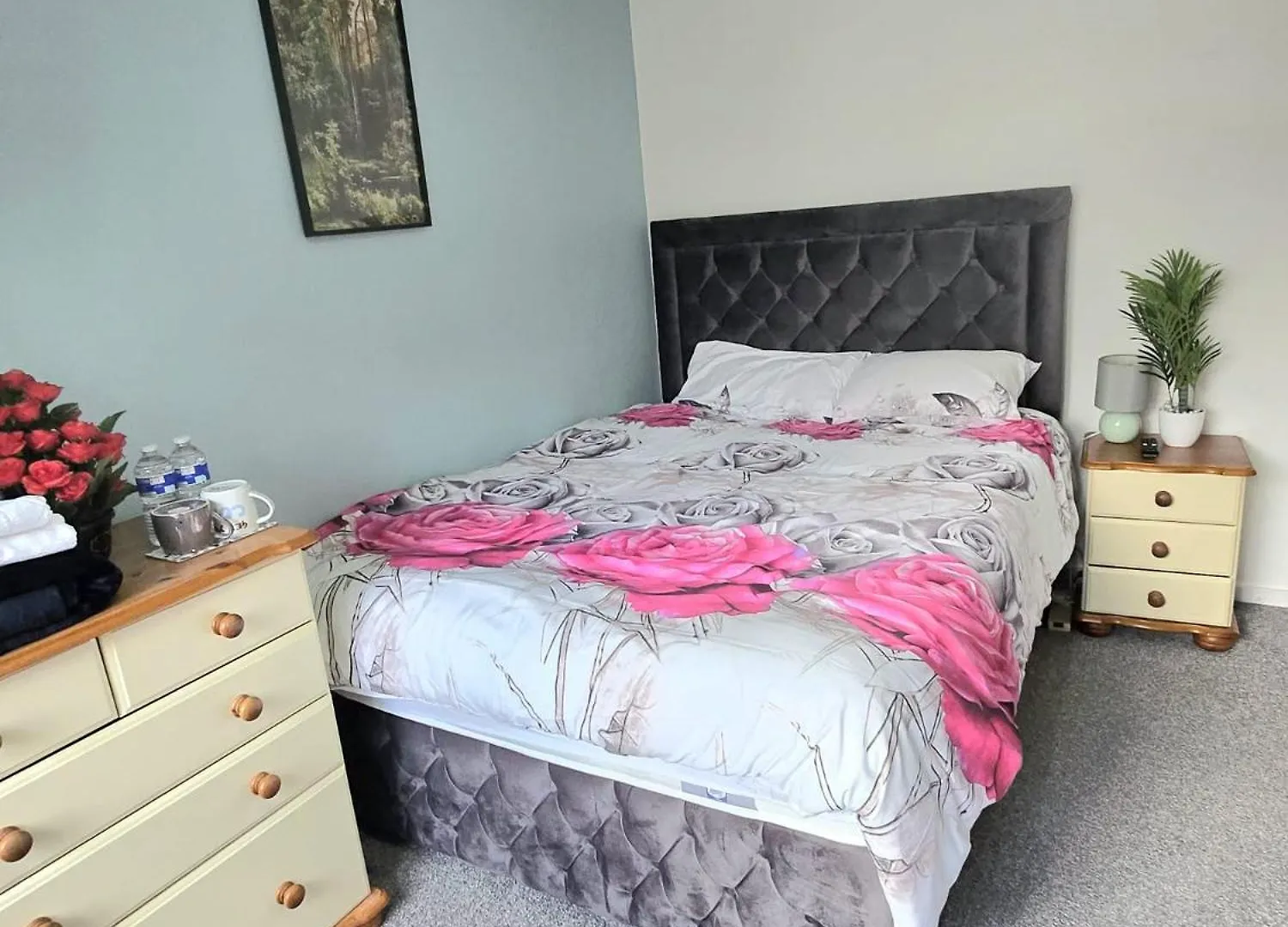A Cosy Room With King Sized Bed Birmingham